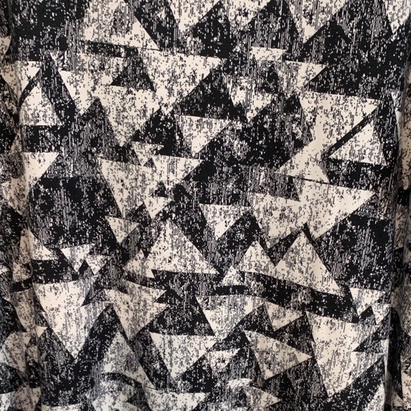 LuLaRoe Black and White High Low Dress - Picture 3 of 4